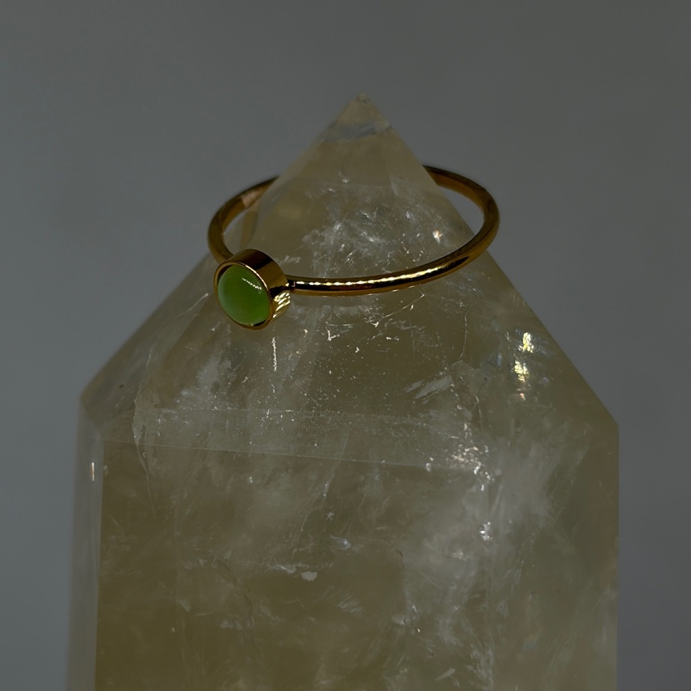 18k Gold P Dainty Jade Ring - Picture 2 of 5